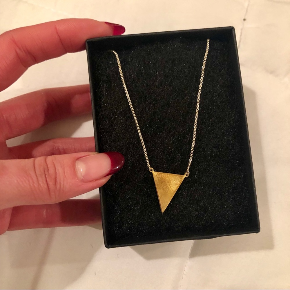 Dyadema Triangle Necklace